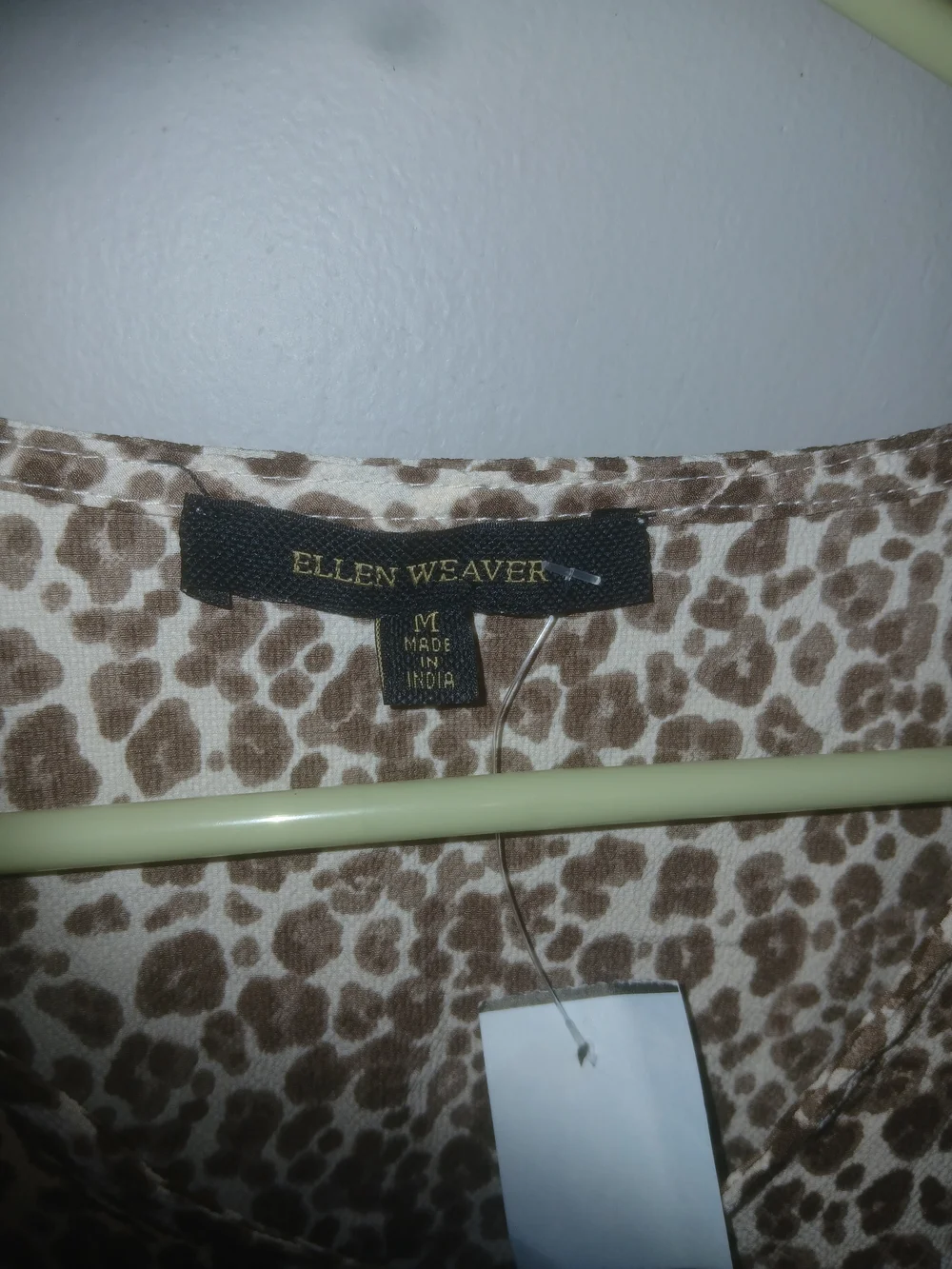 Ellen Tracy Beige Leopard Print Short Sleeve Tee